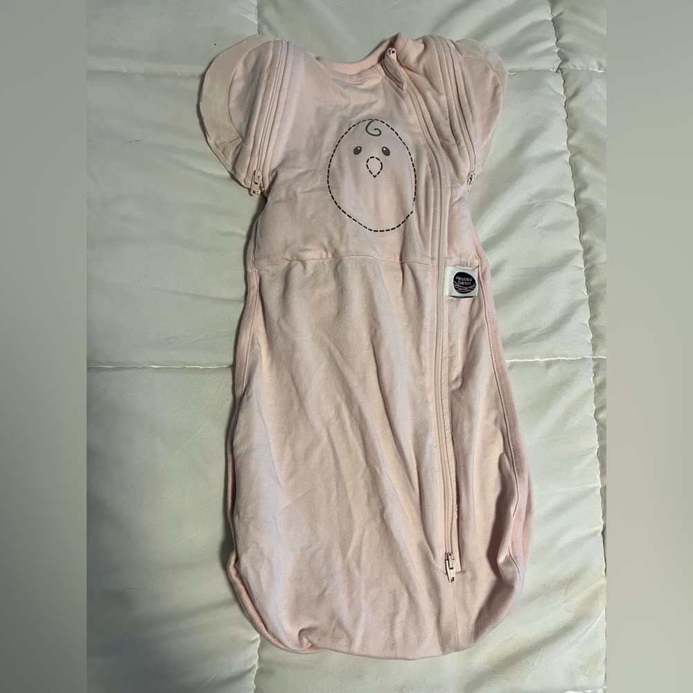 Newborn 0-3 month Zen One Swaddle - Good condition